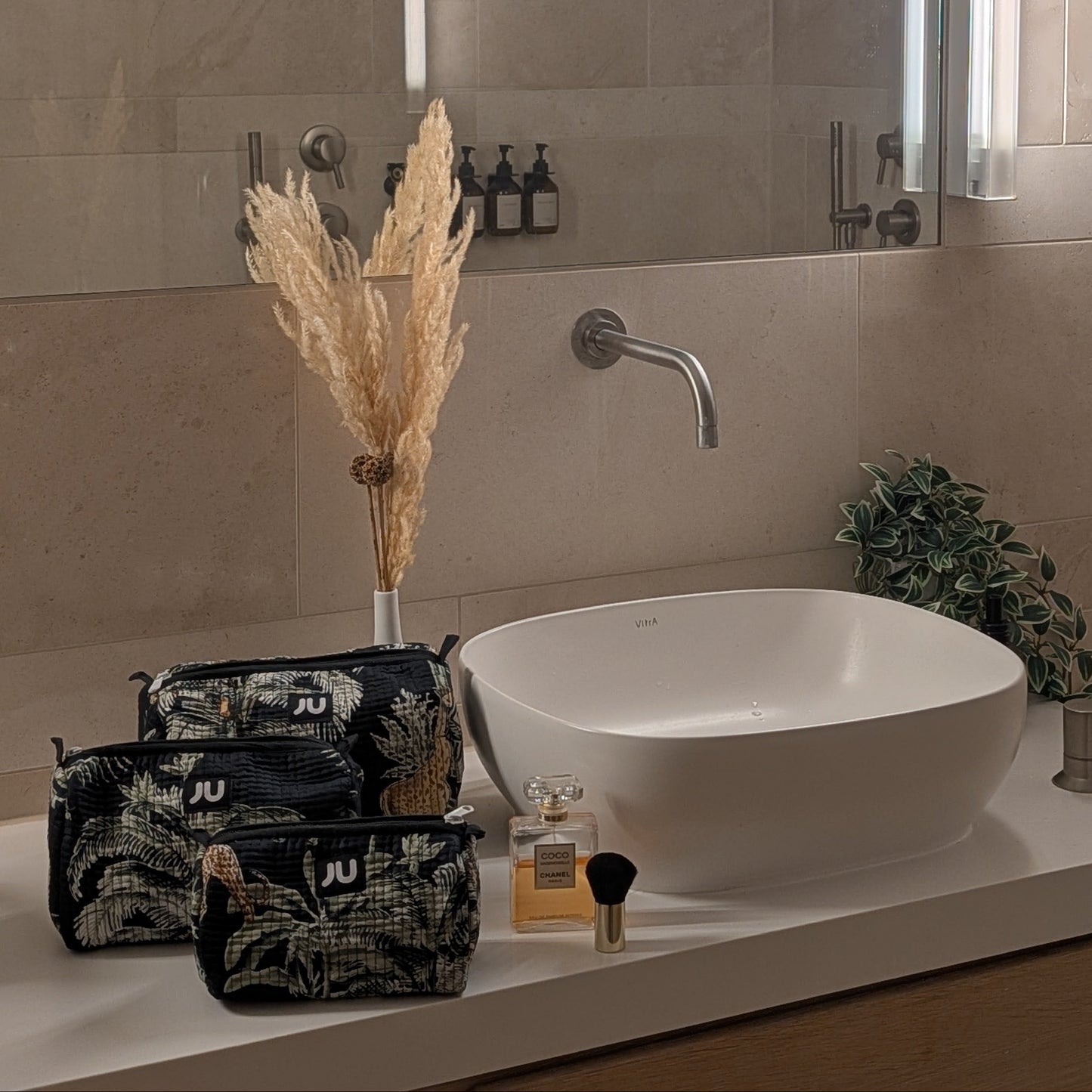 Kulturtasche Black Jungle